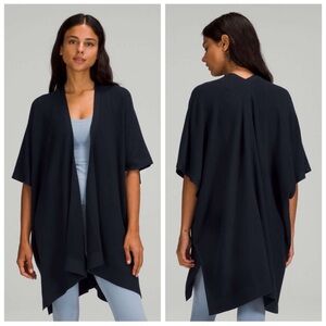 Lululemon Merino Wool Short Sleeve Wrap in True Navy Size XS/S